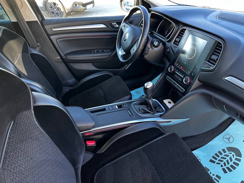 Renault Megane IV (4) Intens TCE 140. A 5 minutes de Toulouse. Garantie 12 mois