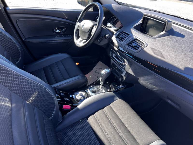 Renault Megane III (3) Estate TCE 130 EDC Bose (boite automatique) Garantie 6 mois