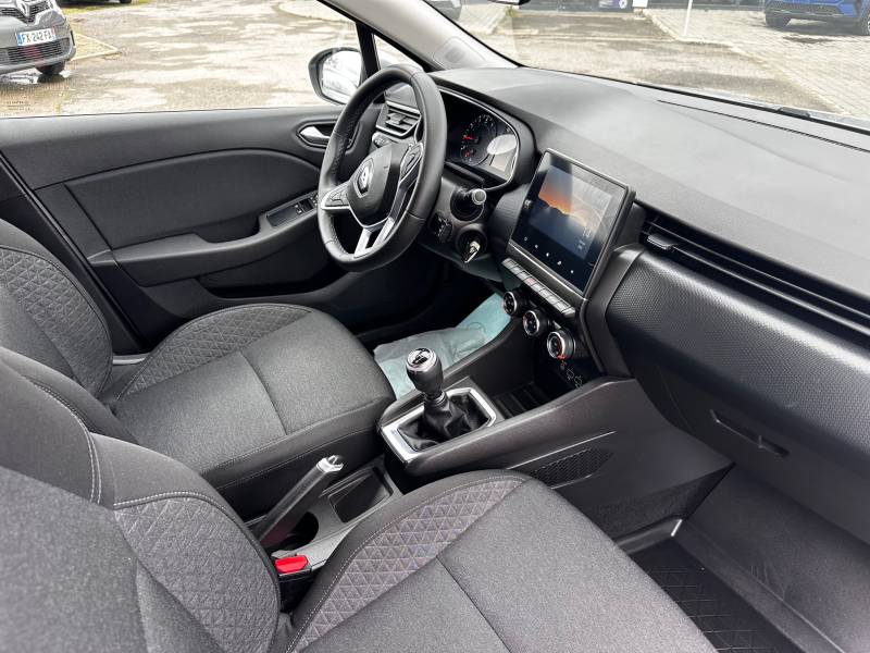 RENAULT Clio V (5) TCe 100 Zen à 5 minutes de Toulouse. GARANTIE 12 MOIS