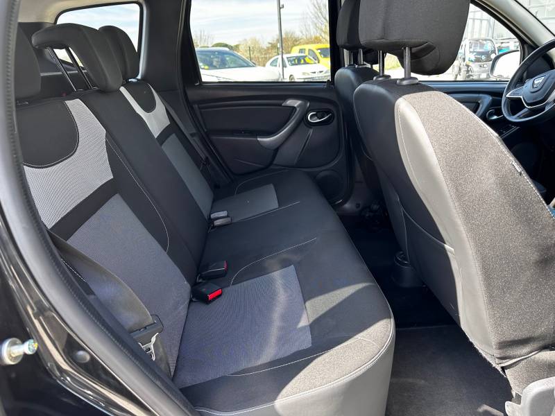 Dacia Duster TCE 125 4x2 Black Touch Garantie 6 mois