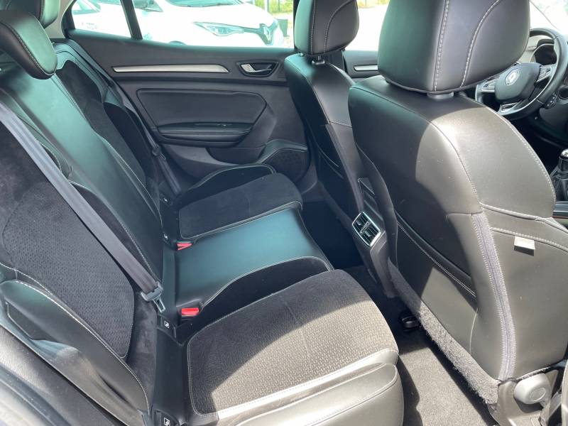 Renault Megane IV (4) 1.6 dCi 130 Intens 5 portes Garantie 6 mois à 5 minutes de Toulouse