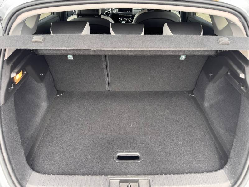 RENAULT Captur Intens TCe 100 GPL à 5 minutes de Toulouse. GARANTIE 12 MOIS