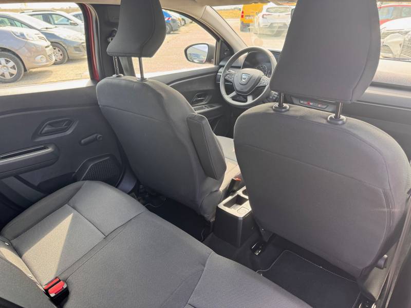 DACIA Sandero Essentiel SCe 65 -22 à 5 minutes de Toulouse. GARANTIE 12 MOIS