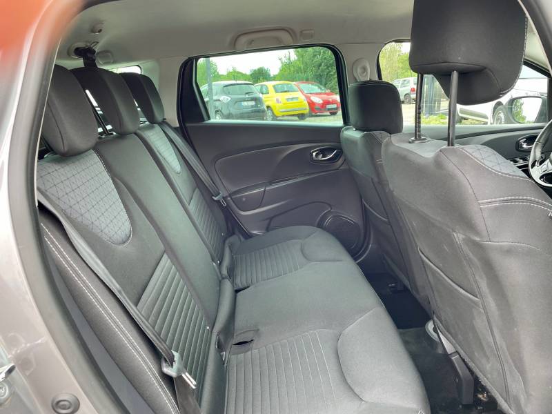 RENAULT CLIO ESTATE Intens dCi 90 EDC eco² Break proche de Toulouse et Muret Gris Familiale Boite Automatique