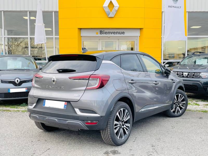 Nouveau Captur II Initiale Paris E-TECH Plug-in 160