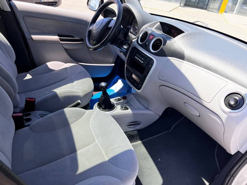 Citroën C3 Exclusive 1.4 75 ch 5 portes Garantie 6 mois à 5 minutes de Toulouse