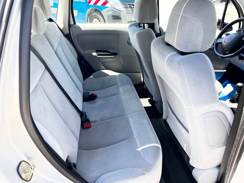 Citroën C3 Exclusive 1.4 75 ch 5 portes Garantie 6 mois à 5 minutes de Toulouse
