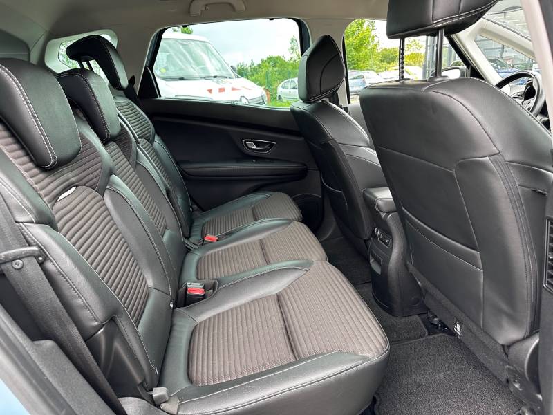 Renault Scenic IV (4) Intens TCE 140 EDC Boite Automatique Garantie 12 mois à 5 minutes de Toulouse