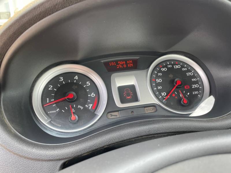 Clio III 1.4 16V Dynamique 100cv 5p