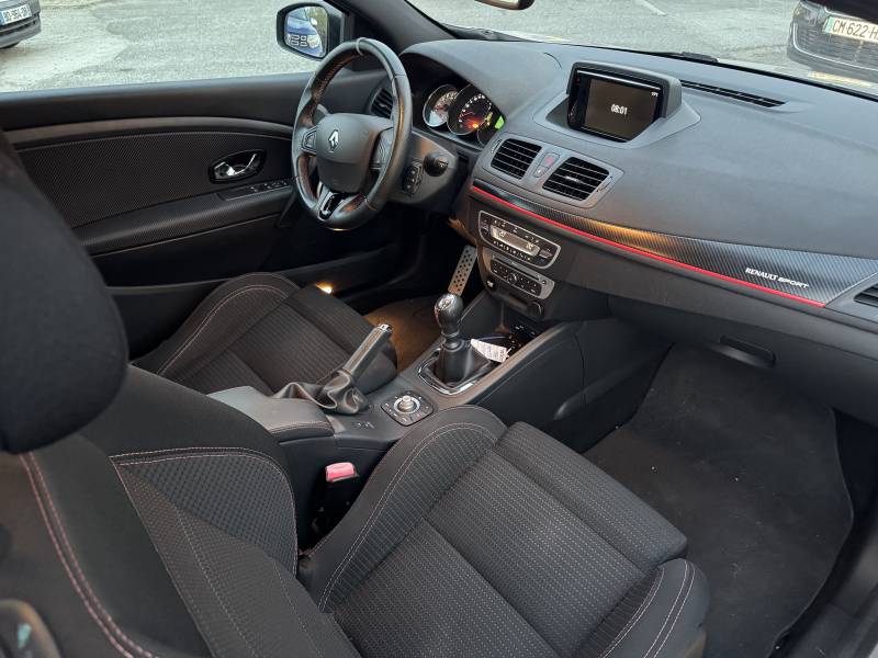 RENAULT Megane III RS CUP 275ch GARANTIE 12 MOIS