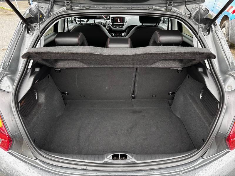 Peugeot 208 GT Line Essence 110cv 1.2 Garantie 12 Mois Opteven
