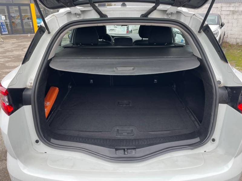 Renault Megane 4 (IV) Estate Business dCi 110 EDC Boite Automatique Garantie 6 mois familiale break