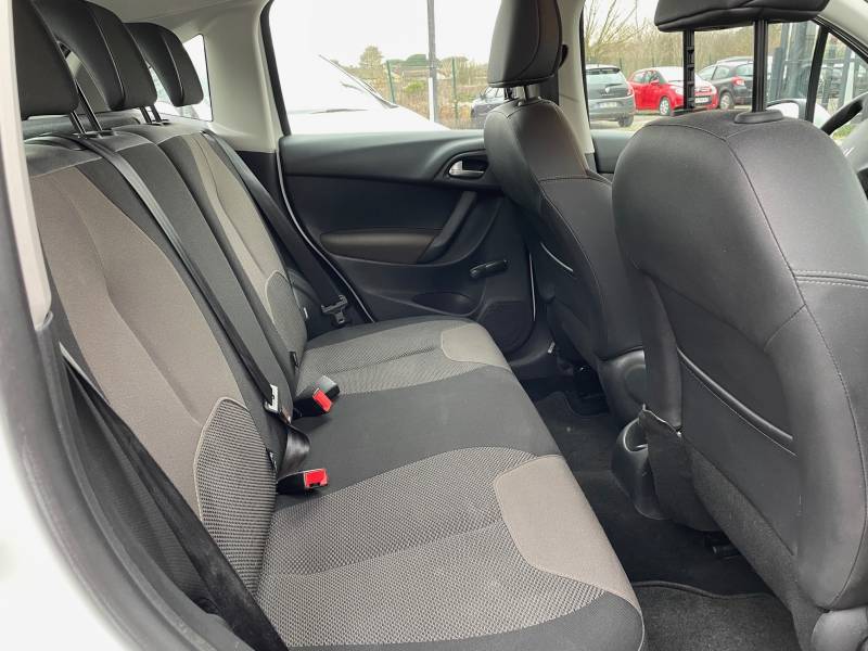 Citroën C3 Puretech 68 BVM Confort 5 portes Garantie 6 mois à côté de Toulouse