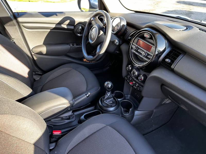 Mini One Hatch 5 Portes 102 ch Essence à côté de Toulouse