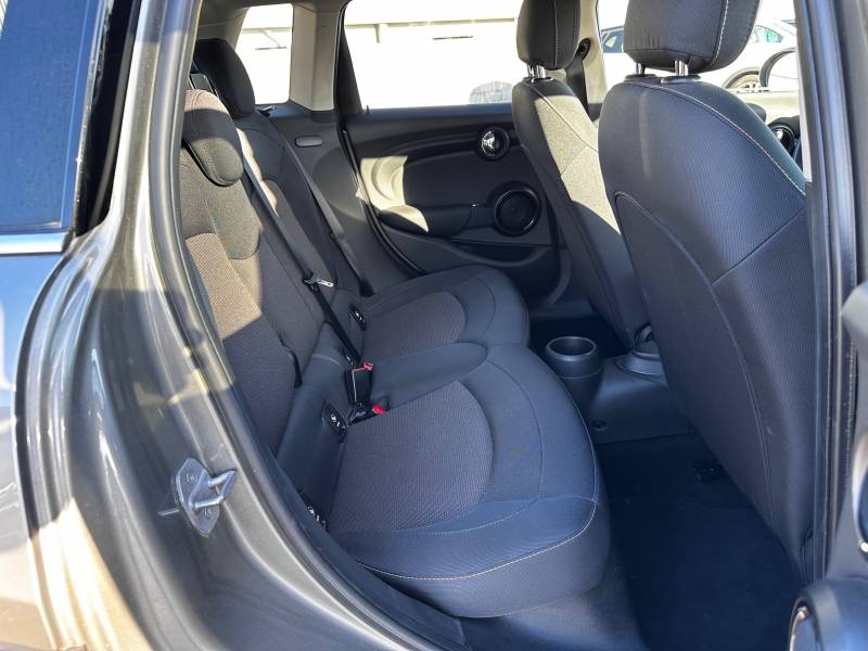 Mini One Hatch 5 Portes 102 ch Essence à côté de Toulouse