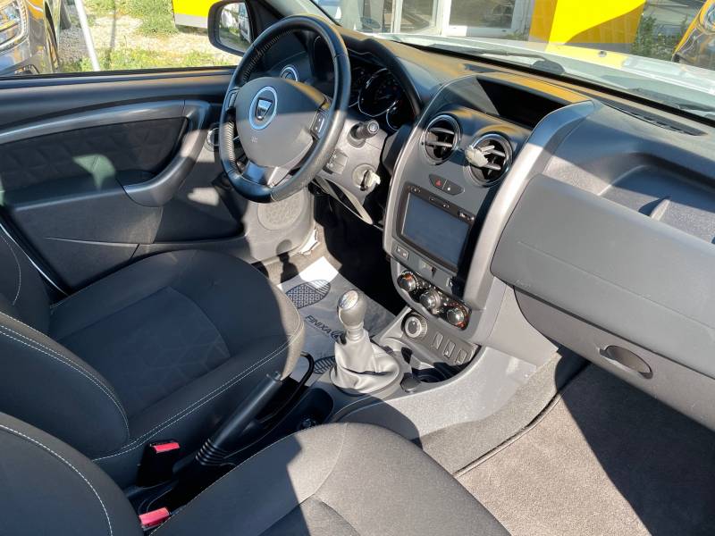 Achat d’un DACIA Duster Prestige blanc dCi 110 4x4 tout terrain à Toulouse Muret