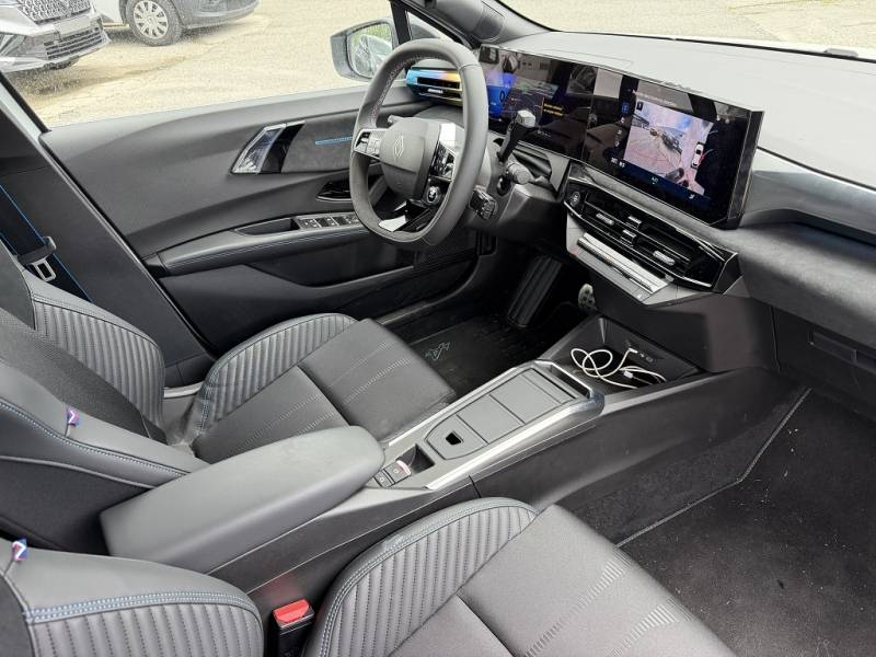 RENAULT Clio VI esprit Alpine full hybrid E-Tech 160 ch. GARANTIE 01/2028