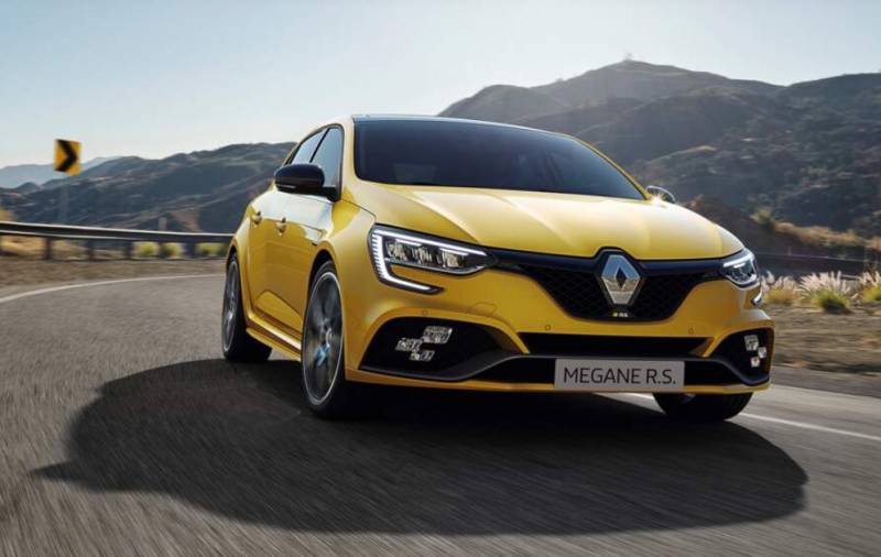 NOUVELLE RENAULT MEGANE: berline 5 portes aux allures élégantes en vente neuve dans votre concessionnaire à Cugnaux